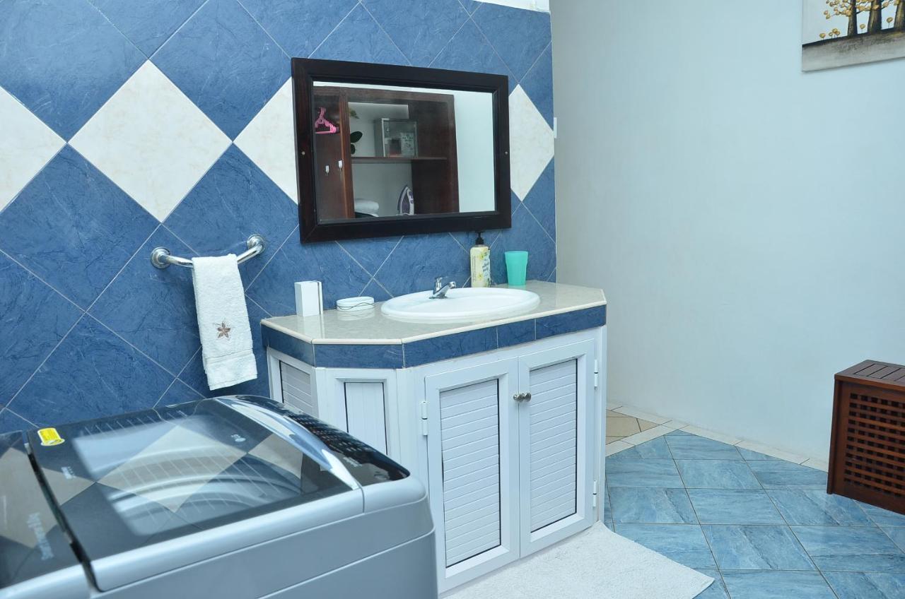 Butterfly Apartment Ла-Голет Экстерьер фото